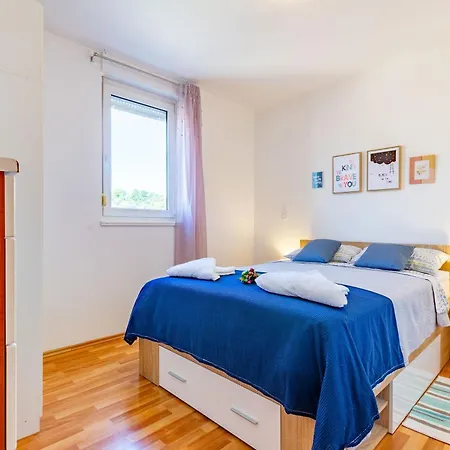 Apartman Four4