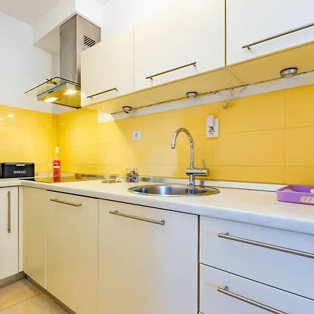 Apartman Four4 Zára
