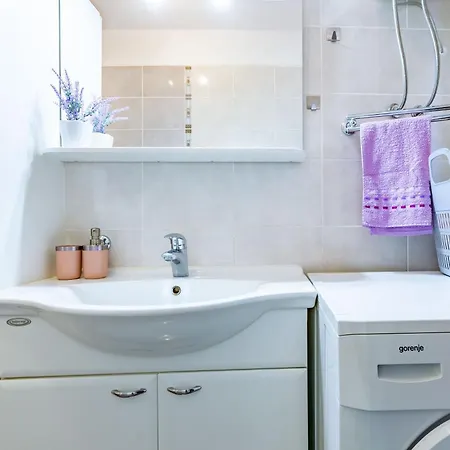 Four4 Apartman Zadar