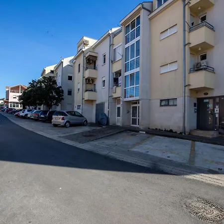 Apartman Four4 Zára